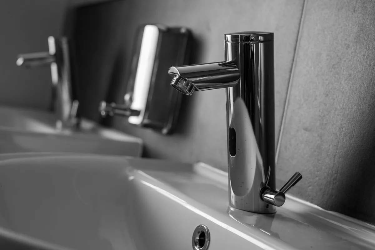 How to Replace a Bathroom Sink Faucet