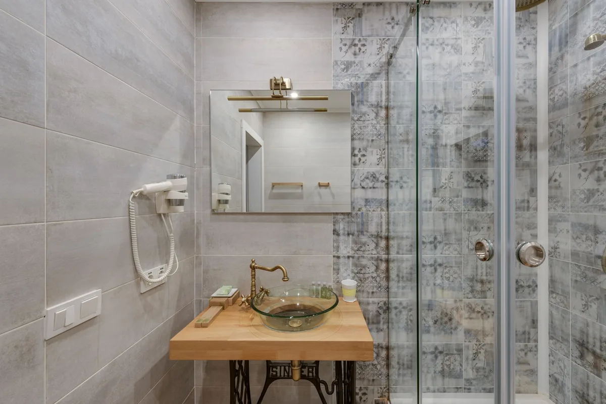 How to Install a Handheld Shower Head