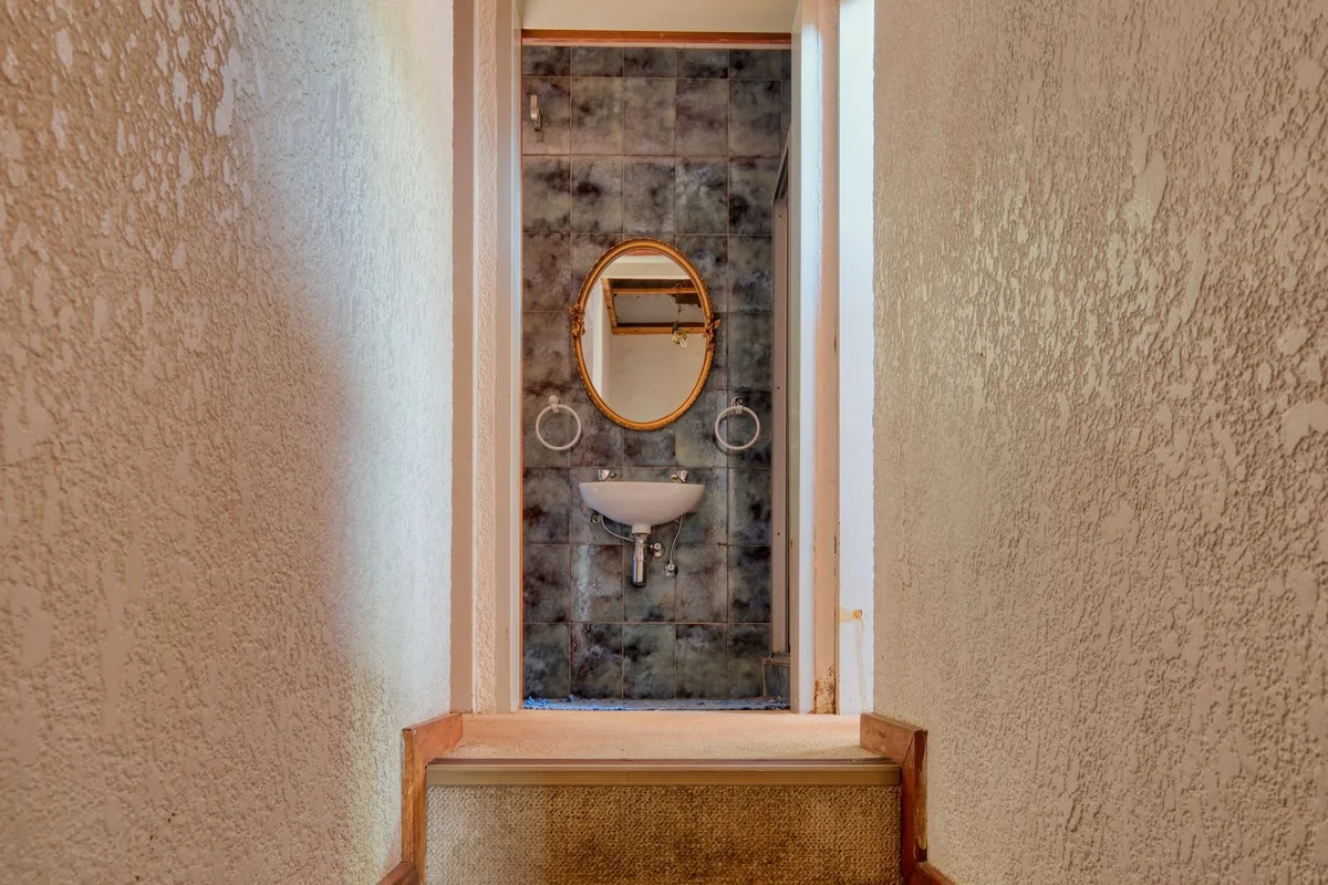 How to Mount Bathroom Sink to Drywall Securely