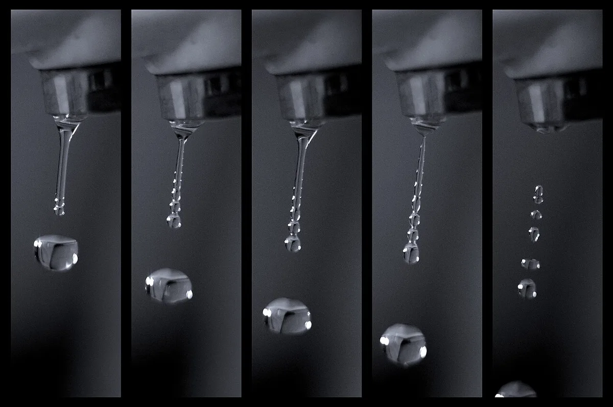 How to Stop a Kitchen Faucet From Dripping After Turned Off