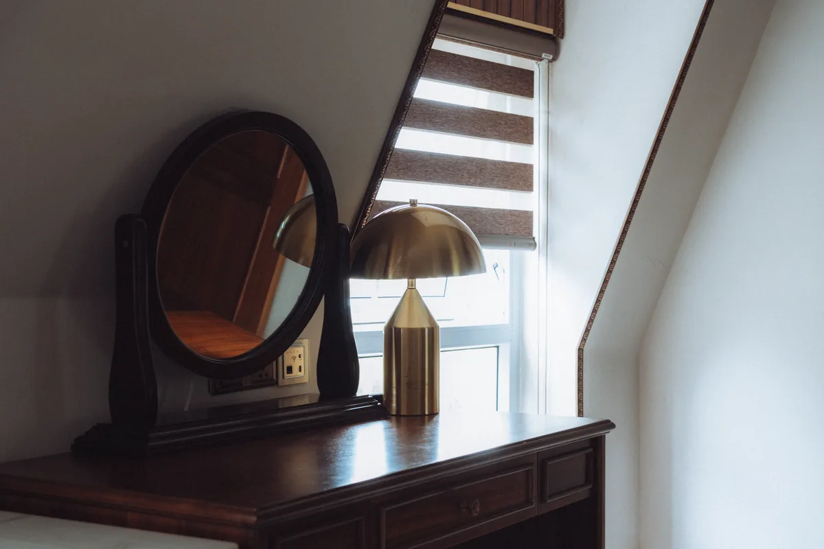 How to Clean Brass Lamp