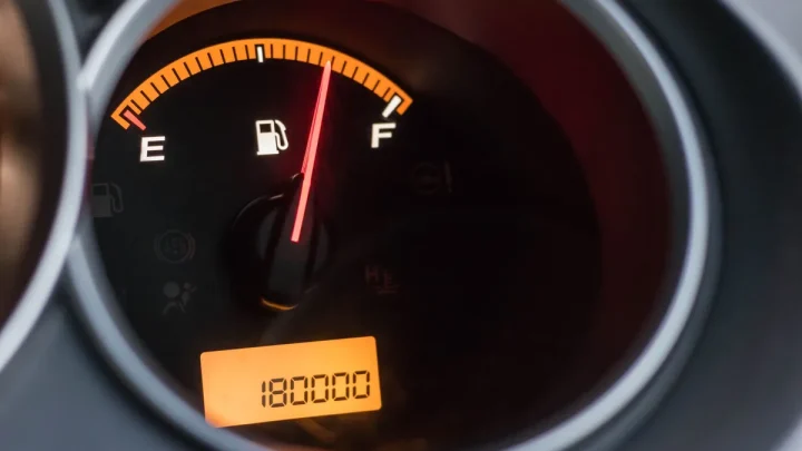 How to Tell If a Dehumidifier is Working