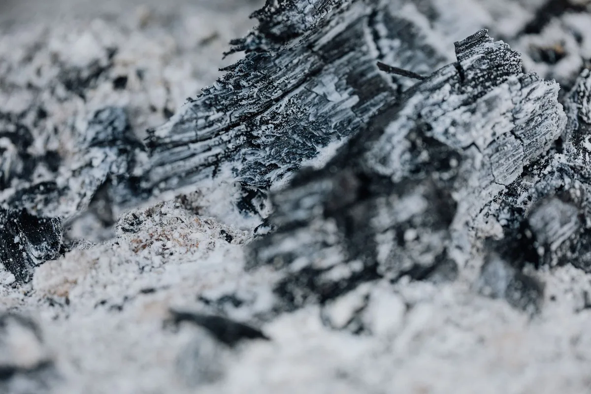 mineral dust white residue