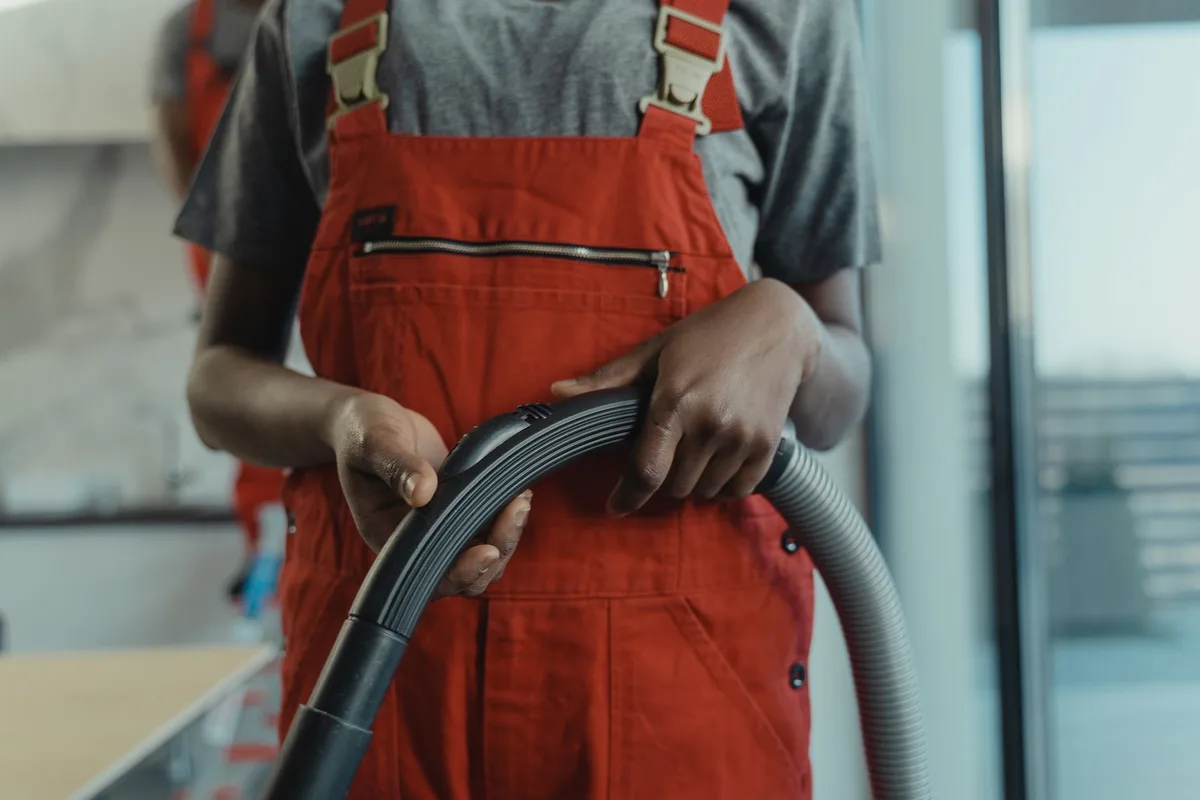 shop vac hose exhaust port connection